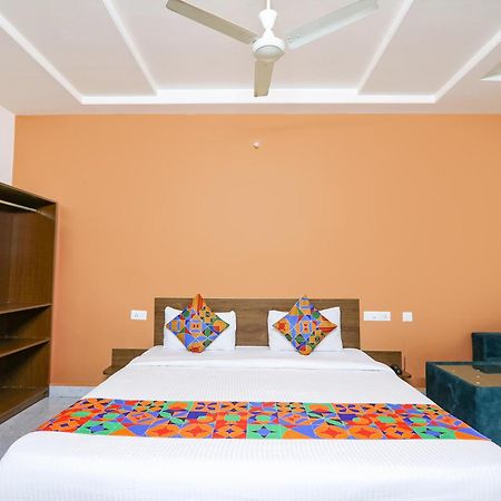 Fabhotel Golden Hitech - Nr Hitech City Hyderabad Exterior photo