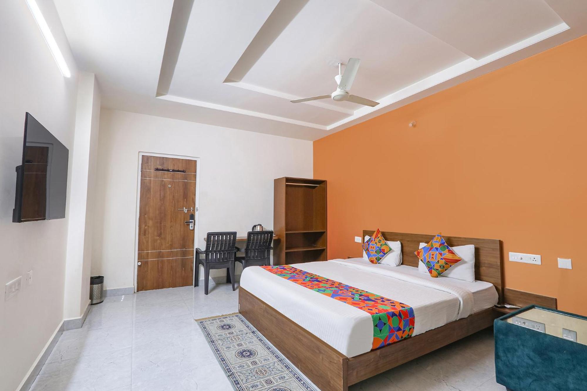 Fabhotel Golden Hitech - Nr Hitech City Hyderabad Exterior photo